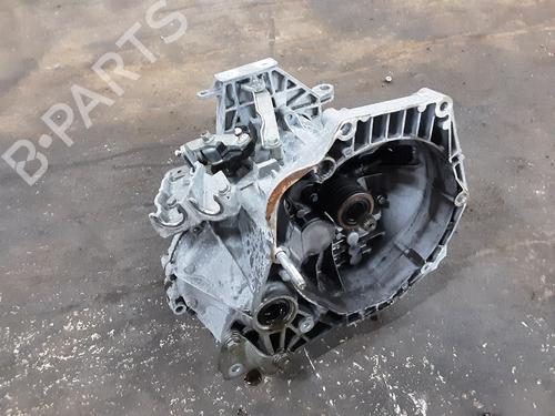 Used Gearbox FIAT 500L (351_, 352_) 1.3 D Multijet (199.LYM11, 199.LYM1A) (95 hp) 20286484