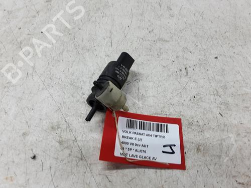 Used Washer pump Washer pump VW PASSAT B5.5 Variant (3B6) 2.5 TDI 4motion (150 hp) 20288060 20288060