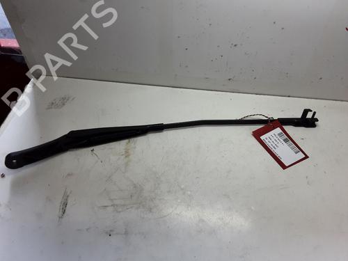 Used Front windshield wiper arm VW GOLF V (1K1) 1.6 (102 hp) 20283277