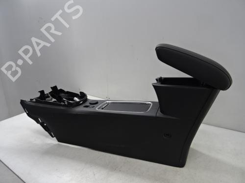 Used Middle console Middle console 39056089 39056089