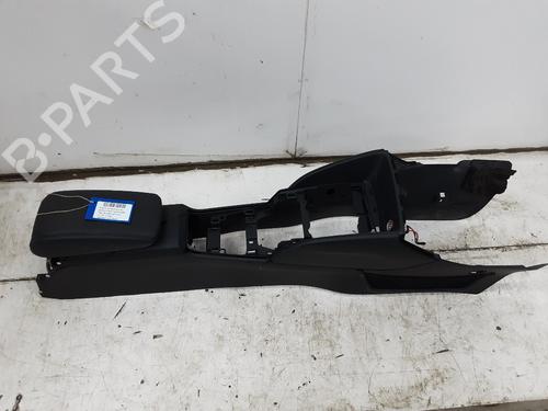 Mittelkonsole AUDI A3 Sportback (8VA, 8VF) 2.0 TDI (150 hp) 32382717