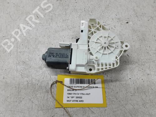 Used Right rear window motor Right rear window motor SKODA SUPERB II Estate (3T5) 2.0 TDI 4x4 (170 hp) 36669463 36669463