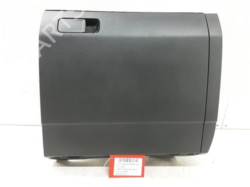 Used Glove box Glove box VW TIGUAN (AD1, AX1) 1.4 TSI (150 hp) 33312958 33312958
