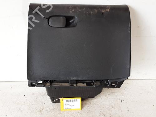 Guantera CITROËN C3 III (SX) 1.2 VTi 68 (68 hp) 32850746