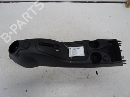 Used Middle console Middle console 39056061 39056061
