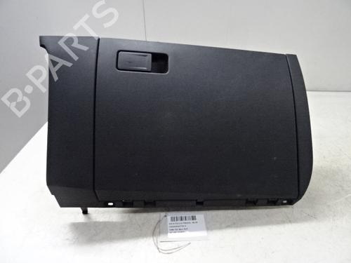 Used Glove box Glove box VW POLO VI (AW1, BZ1, AE1) 1.0 TGI (90 hp) 39056376 39056376