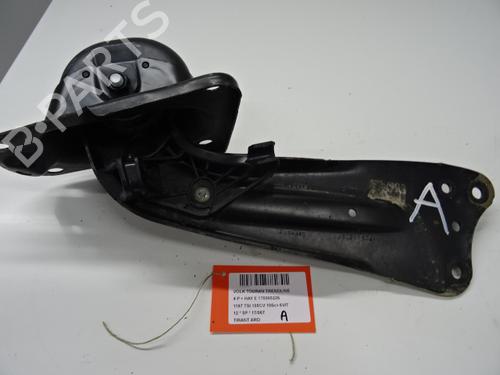 Højre bagtil bærearm VW TOURAN (1T3) 1.2 TSI (105 hp) 20277229