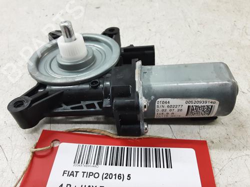 Right rear window motor FIAT TIPO Hatchback (356_, 357_) 1.4 (356HXA1B) | BP20286283E22 