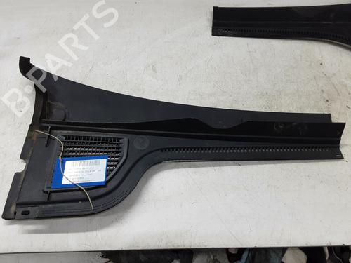 Griglia sotto parabrezza VW GOLF VIII (CD1, DA1) 2.0 TDI (116 hp) 32382689