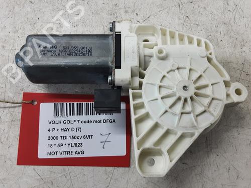 Used Left front window motor Left front window motor VW GOLF VII (5G1, BQ1, BE1, BE2) 2.0 TDI (150 hp) 39059240 39059240