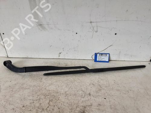 front-windshield-wiper-arm-hyundai-kona-os-ose-osi-2017-2018-2019-2020-2021-2022-2023-32243180 main image