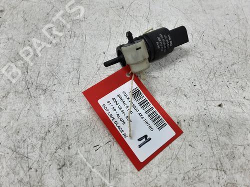 Used Washer pump Washer pump VW PASSAT B5.5 Variant (3B6) 2.5 TDI 4motion (150 hp) 20288066 20288066
