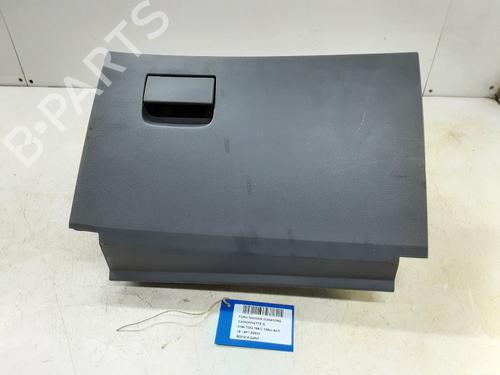 Used Glove box Glove box 39056420 39056420