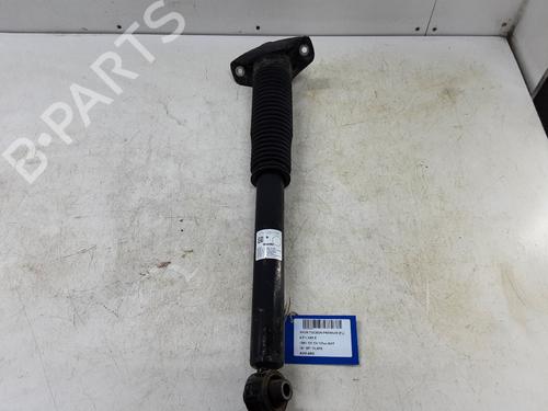 Højre bagtil støddæmper HYUNDAI TUCSON (TL, TLE) 1.6 GDi (132 hp) 32243130