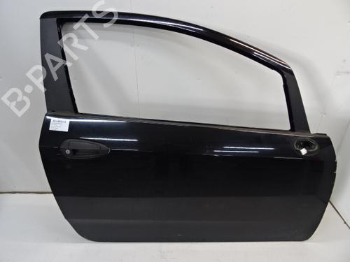 Used Right front door FIAT GRANDE PUNTO (199_) 1.3 D Multijet (75 hp) 20270122