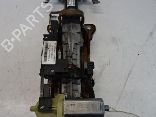 Used Steering column Steering column 39055304 39055304