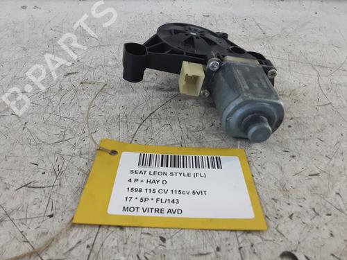 Right front window motor SEAT LEON (5F1) 1.6 TDI | BP32244882E20