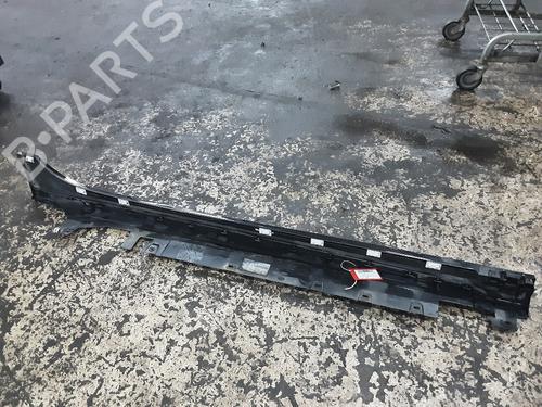 Dørliste BMW 1 (F40) 118 i (136 hp) 31970445