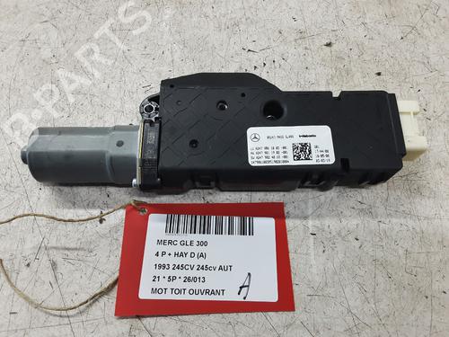 Schiebedachmotor für Schiebedachmotor MERCEDES-BENZ GLE (V167) GLE 300 d 4-matic (167.119) (245 hp) 35948499 35948499