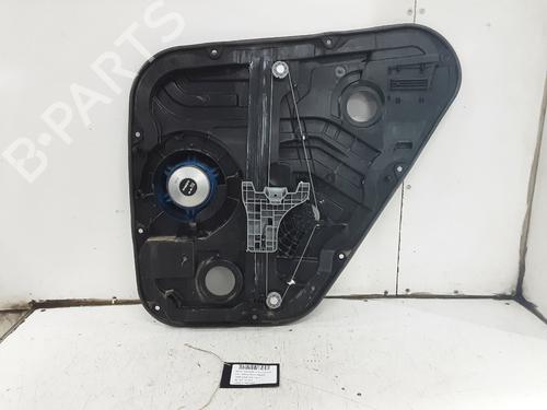 Rudehejsemekanisme venstre bagtil HYUNDAI TUCSON (TL, TLE) 1.6 CRDi (136 hp) 32247363