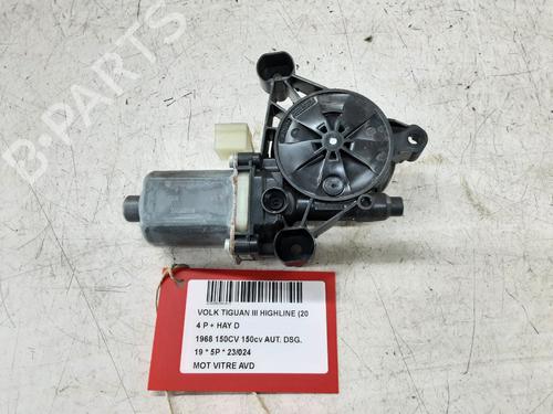 Rudehejsemotor forskærm højre VW TIGUAN (AD1, AX1) 2.0 TDI (150 hp) 20286121