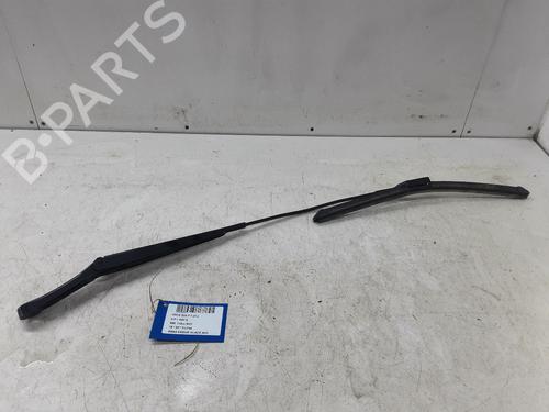 front-windshield-wiper-arm-vw-golf-vii-5g1-bq1-be1-be2-2012-2013-2014-2015-2016-2017-2018-2019-2020-2021-32245452 main image
