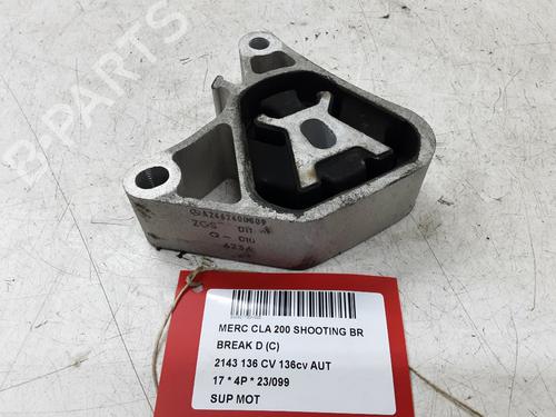 Used Engine mount MERCEDES-BENZ CLA Shooting Brake (X117) CLA 200 CDI / d (117.908) (136 hp) 20286694