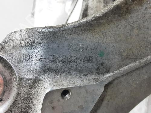 Left front steering knuckle JAGUAR E-PACE (X540) 2.0 D150 AWD | BP32245144M25 - Image 2