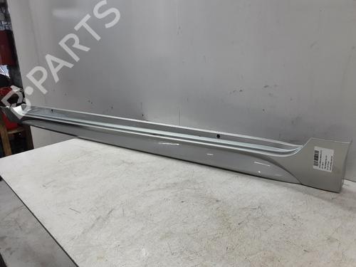 door-moulding-trim-toyota-corolla-hatchback-_e21_-_ea1_-_eh1_-2018-32247458 main image