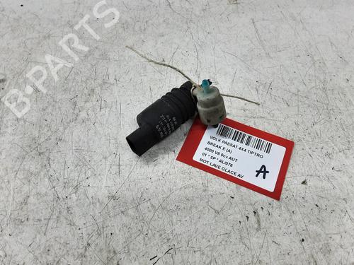 Used Washer pump Washer pump VW PASSAT B5.5 Variant (3B6) 2.5 TDI 4motion (150 hp) 20283030 20283030