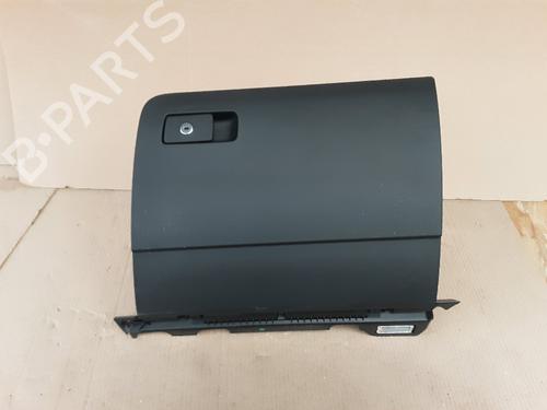 Used Glove box VW PASSAT B8 Variant (3G5, CB5) 1.6 TDI (120 hp) 28472456
