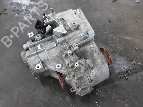 Gearbox VW TOURAN (5T1) 2.0 TDI | BP28383396M3