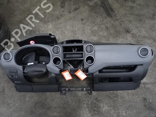 Instrumentbræt PEUGEOT PARTNER Box Body/MPV 1.6 HDi (90 hp) 20274476