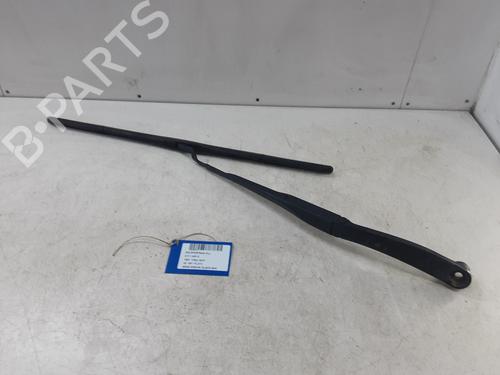 front-windshield-wiper-arm-kia-sportage-iv-ql-qle-2015-2016-2017-2018-2019-2020-2021-2022-32244473 main image