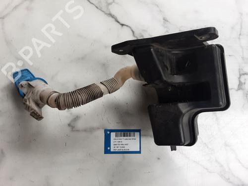 Used Windscreen washer tank VW GOLF VII (5G1, BQ1, BE1, BE2) 2.0 TDI (150 hp) 28383668