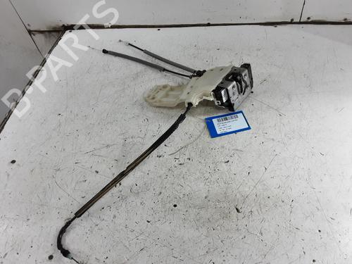 front-right-lock-jeep-renegade-suv-bu-b1-bv-2014-32247333 main image