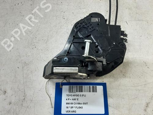 rear-left-lock-toyota-aygo-_b4_-2014-32245568 main image