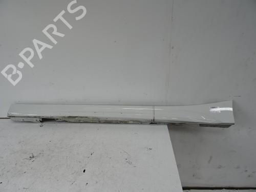 Used Door moulding trim BMW 1 (F20) 118 d (150 hp) 20274228
