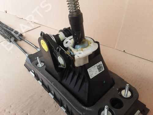 Used Shift knob Shift knob VW GOLF VII (5G1, BQ1, BE1, BE2) 2.0 TDI (150 hp) 28383329 28383329
