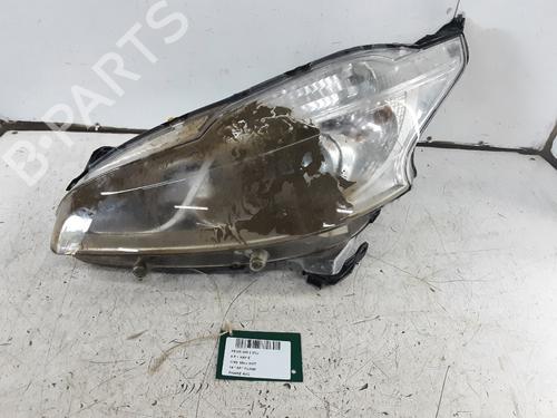 Used Left headlight PEUGEOT 208 I (CA_, CC_) 1.2 VTi 68 / PureTech 68 (68 hp) 32244912