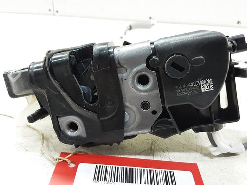 Front left lock PEUGEOT 2008 II (UD_, US_, UY_, UJ_, UR_, UC_) 1.2 PureTech 130 (USHNS, URHNS) | BP23644528C98 