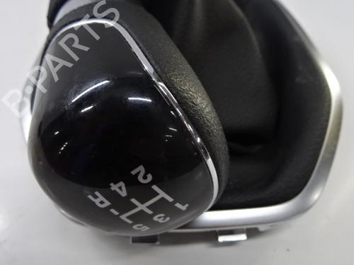 Used Shift knob FORD FIESTA VI (CB1, CCN) 1.5 TDCi (95 hp) 20275349