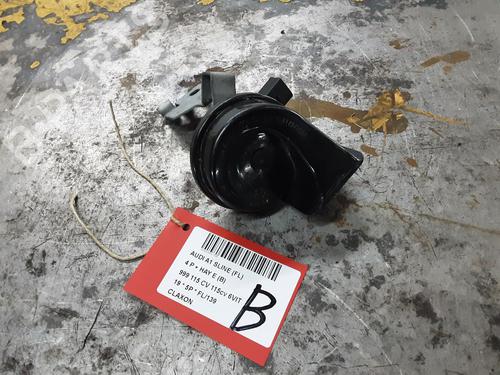 horn-audi-a1-sportback-gba-2018-32249462 main image