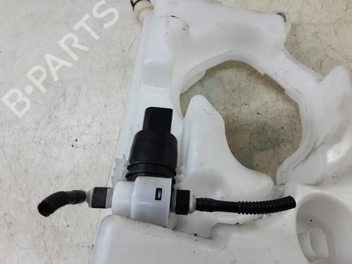 Used Washer pump Washer pump 39053138 39053138