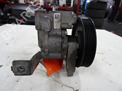 Used Steering pump Steering pump BMW 5 (E60) 525 d (197 hp) 39058613 39058613