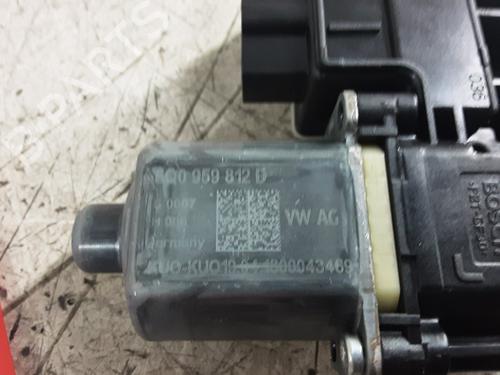 Right rear window motor VW T-ROC (A11, D11) 2.0 TSI 4motion | BP32224809E22 - Image 3