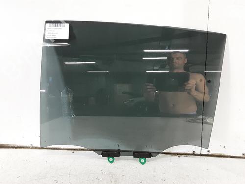 Used Rear left door window Rear left door window 37407180 37407180