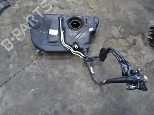 Benzintank Benzintank 39063355 39063355