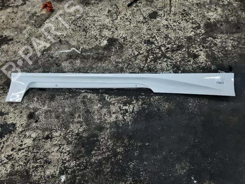 Used Door moulding trim TOYOTA YARIS (_P21_, _PA1_, _PH1_) 1.6 GR 4WD (GXPA16) (261 hp) 32243464