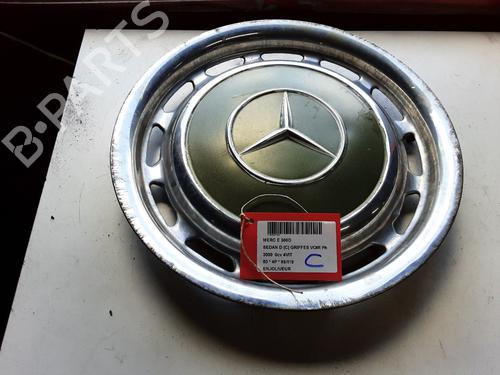 Used Hub cap MERCEDES-BENZ 123 Saloon (W123) 300 D (123.130) (80 hp) 20287101